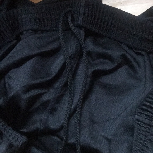 Vintage All Black Nike Basketball Short Made in the USA 🇺🇸 - Picture 5 of 5